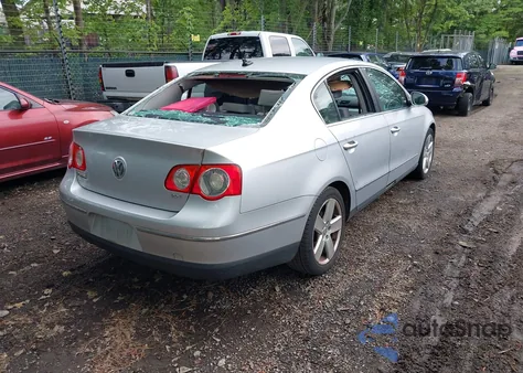 2009 Volkswagen Passat Komfort from USA, damaged, VIN WVWJK73C09P055842